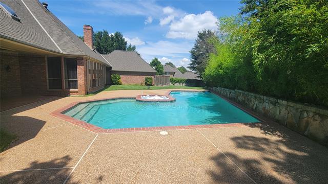 Building Photo - 905 Briar Ridge Dr