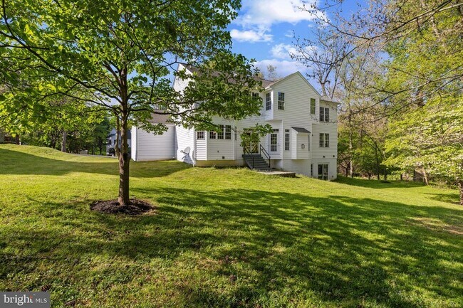 Building Photo - 9724 Centennial Meadows Ln