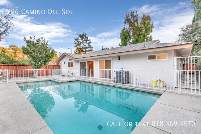 Building Photo - 296 Camino del Sol