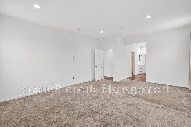 Building Photo - 28113 Echo Ct.