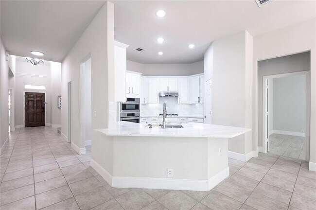 Building Photo - 2613 Corabella Pl