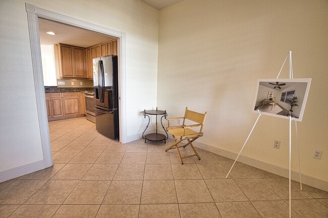 Building Photo - Annual Unfurnished 2 Bedroom 2 Bathroom with a Flex Room in The Waterfront on Venice Island!