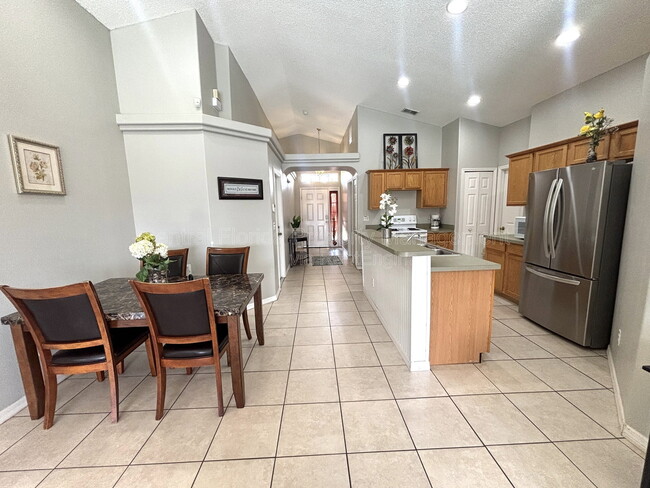 Building Photo - 1646 Morning Star Dr