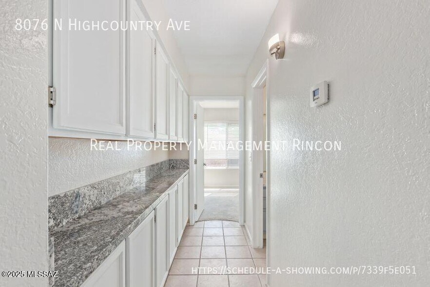Building Photo - 8076 N Highcountry Ave