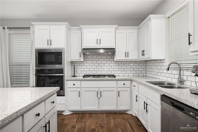 Building Photo - 16 Chalk Rdg Dr