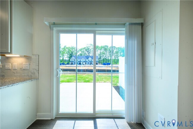 Building Photo - 10637 Pink Lily Ln