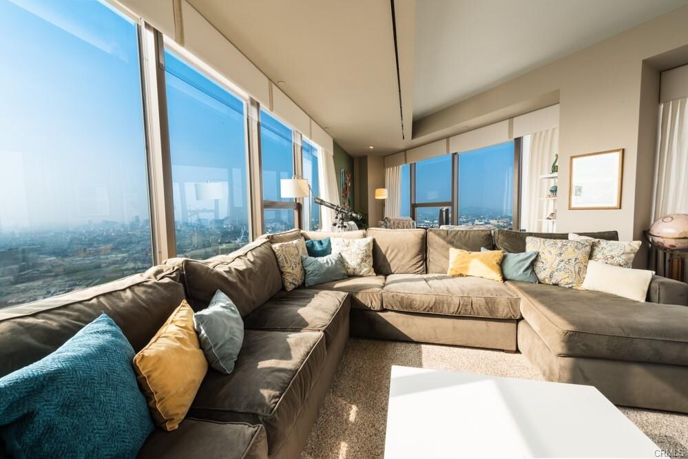 Building Photo - 1100 Wilshire Blvd