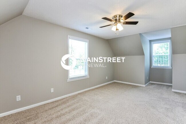Building Photo - 4 Bedroom Pet-Friendly Home in Smithfield,...