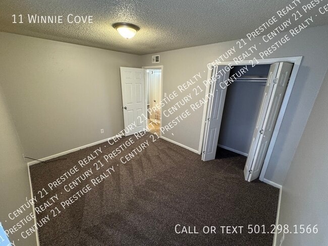 Building Photo - 11 Winnie Cove