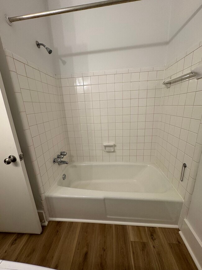 Building Photo - The Charlotte