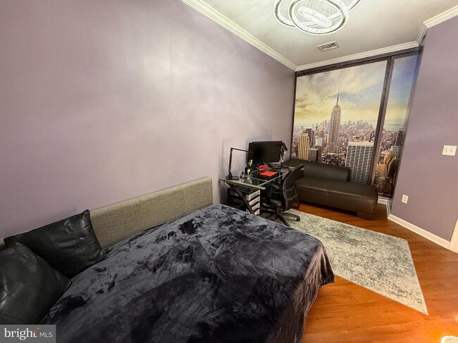 Building Photo - 266 Carson Terrace