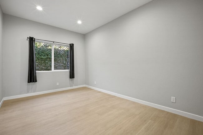 Building Photo - Showing Times: to schedule a viewing, please contact us