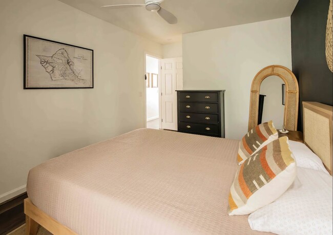 Building Photo - 84-575 Kili Dr