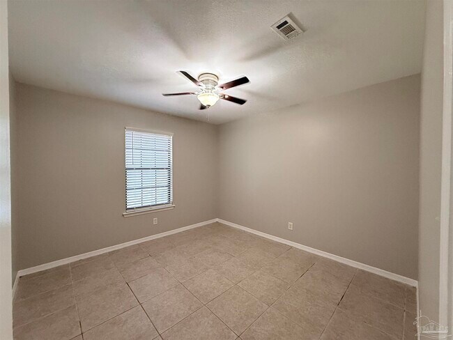 Building Photo - 3348 Pine Forest Rd