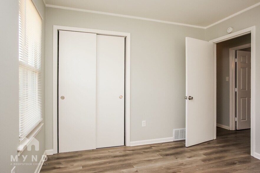 Building Photo - 3814 Silver Chalice Dr