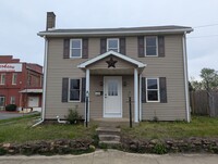 Building Photo - 219 Main St