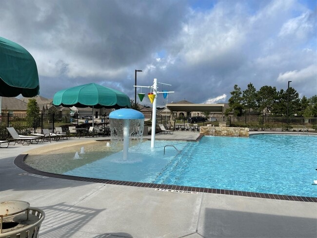 Building Photo - 18356 Klamath Falls Ln