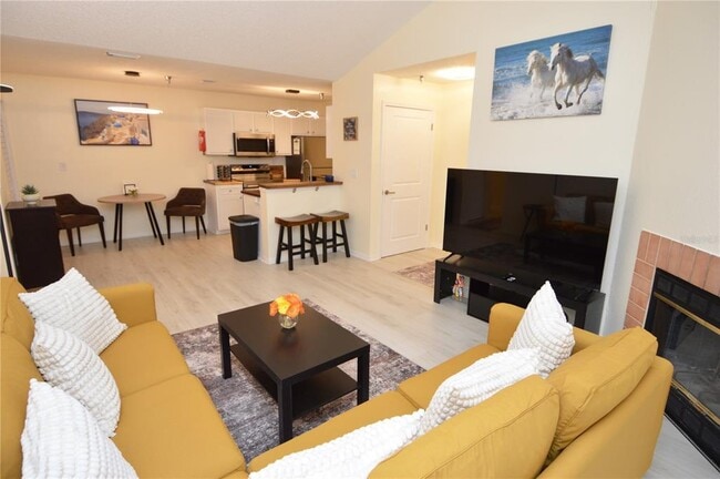 Building Photo - 10263 Gandy Blvd N