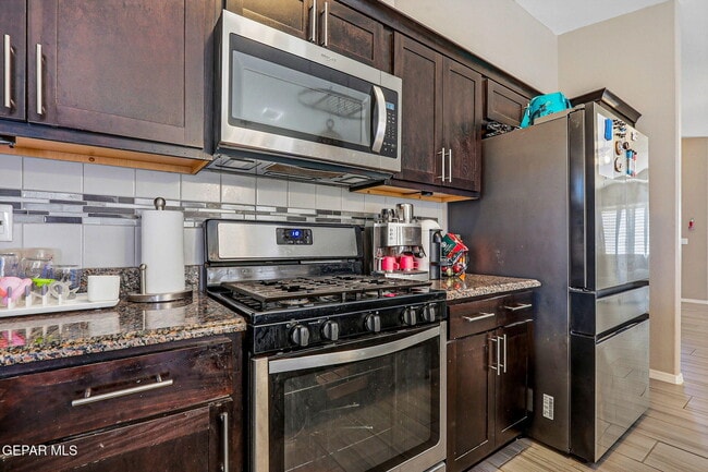 Building Photo - 14844 Tierra Tencha Ct