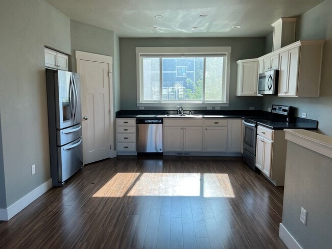 Building Photo - Condo in Josephine Crossings for rent!