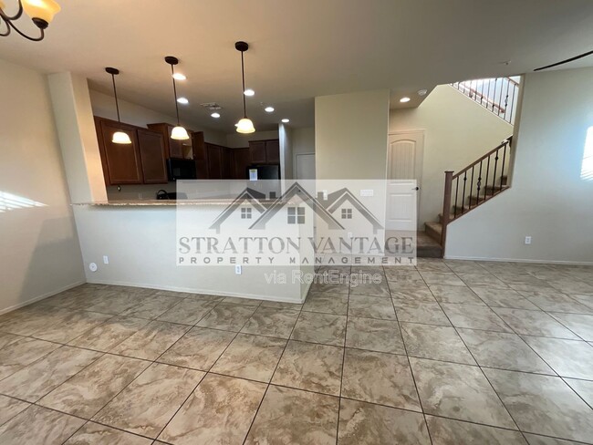 Building Photo - 4709 E Portola Valley Dr