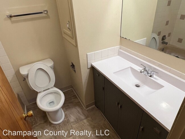 Building Photo - 3 br, 2.5 bath House - 1913 Scottsdale Dr.