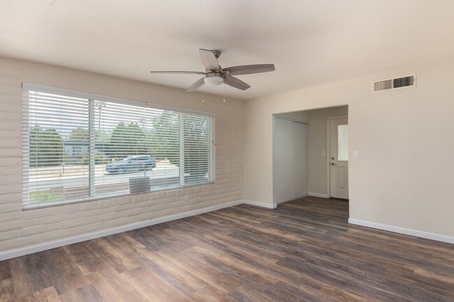 Building Photo - 8145 E Nicaragua Dr