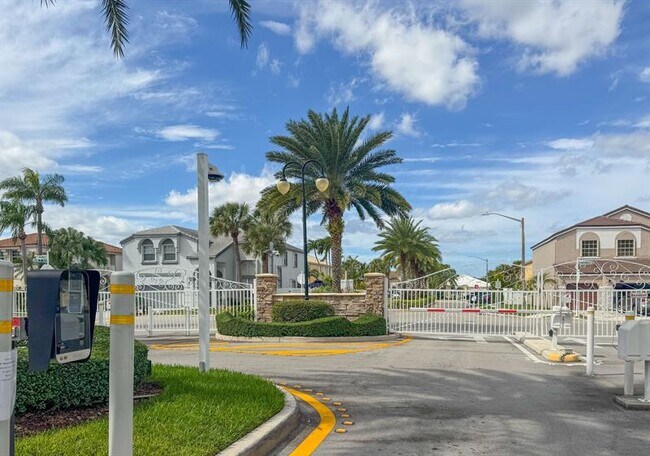 Building Photo - 724 NW 155th Terrace