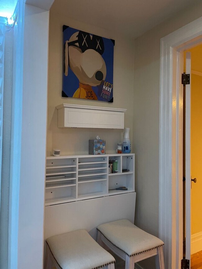 Building Photo - 1805 Pearl St