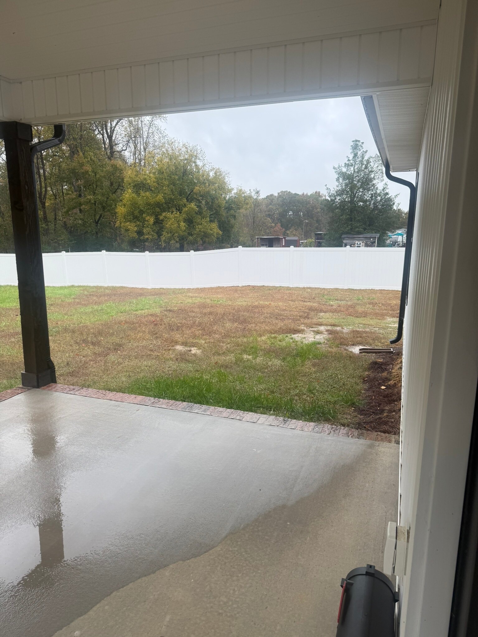 Building Photo - 420 Sloop St