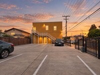 Building Photo - 1408 21st Ave