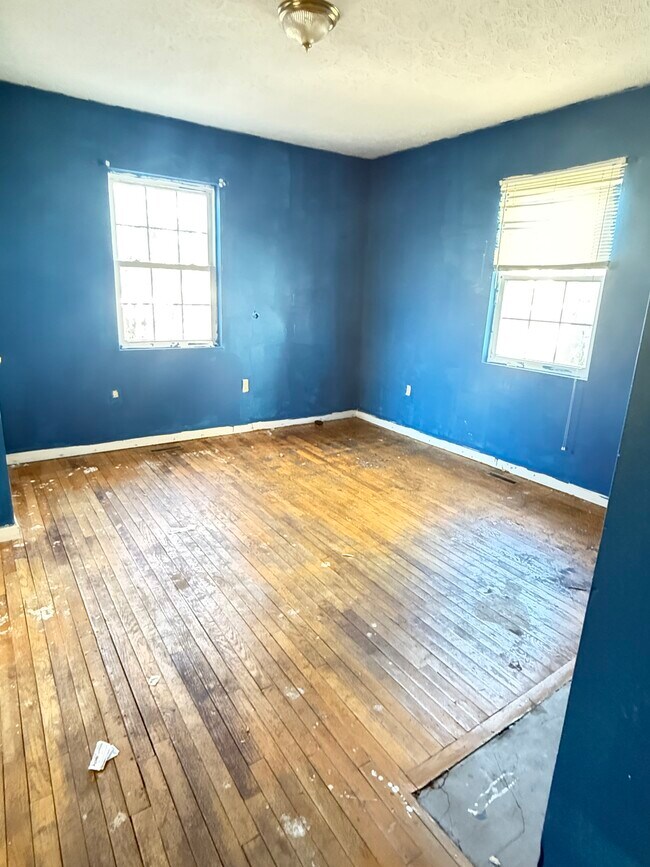 Living Room - 400 Farrar St