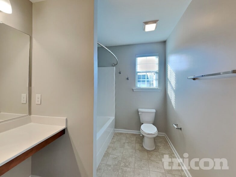 Building Photo - 5750 Misty Meadows Ct