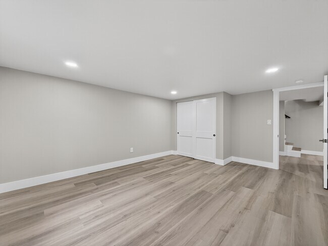 Building Photo - 12529 14th Avenue Northeast