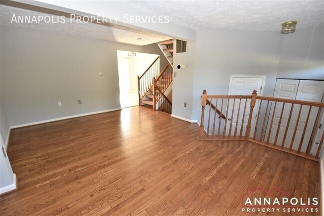 Building Photo - 2455 Warm Spring Way