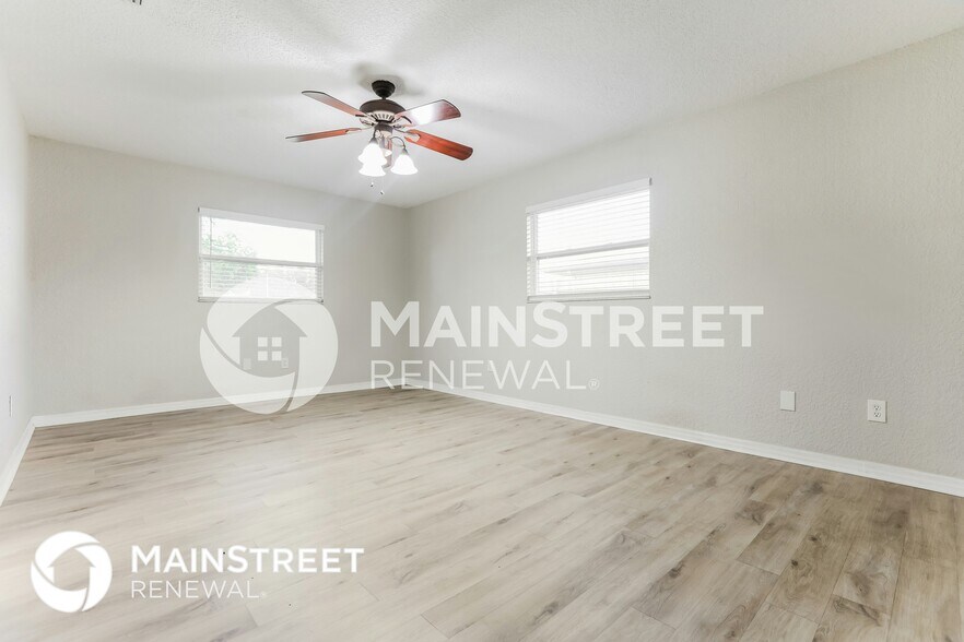 Building Photo - 382 Sunnyside Dr