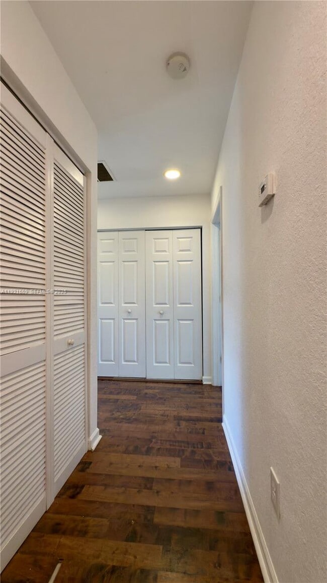 Building Photo - 1109 Lucaya Dr