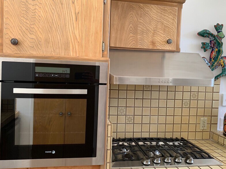 Viking range top, professional hood and Fagor oven - 10458 Pearson Pl