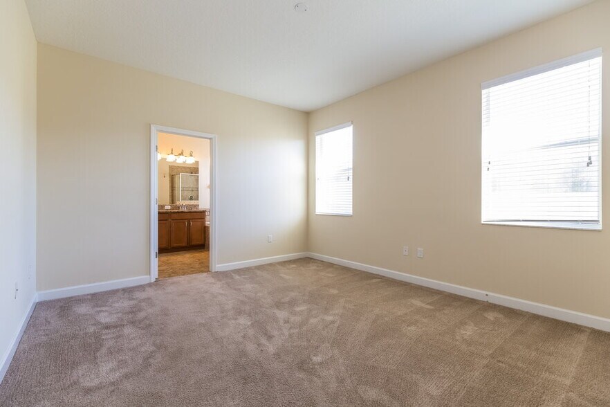 Building Photo - 4723 Coppola Dr