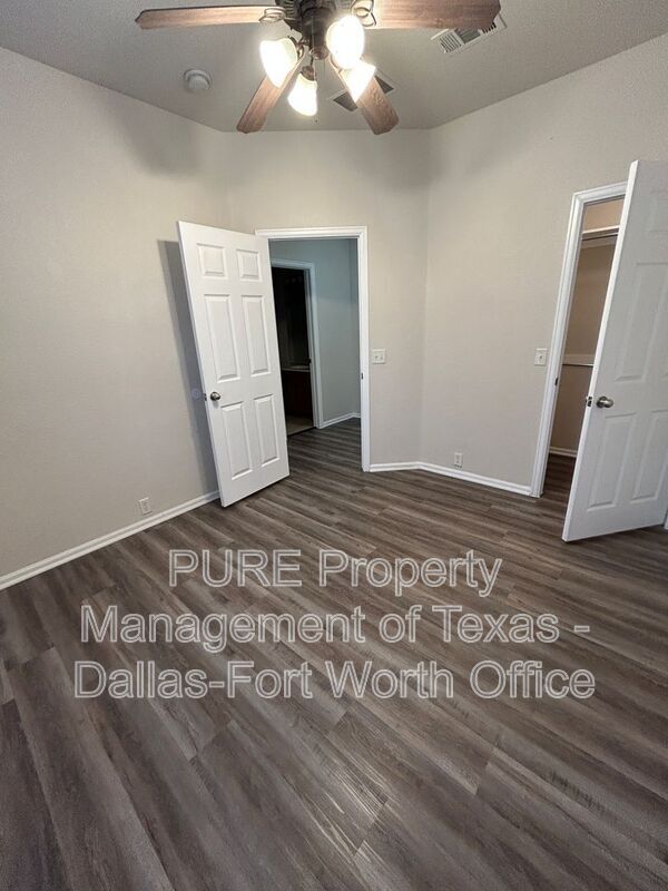 Building Photo - 625 Spanish Oak Ct