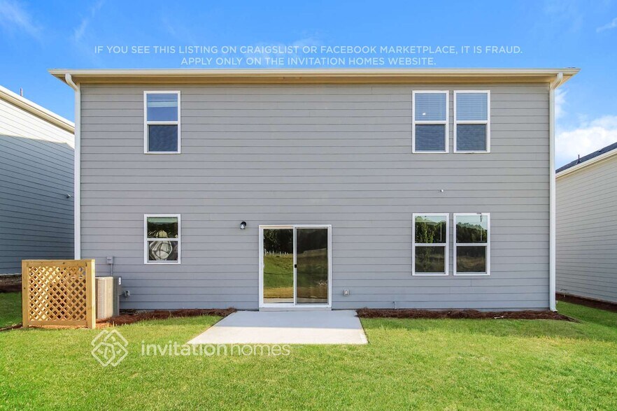 Building Photo - 2015 Blackbird Cir