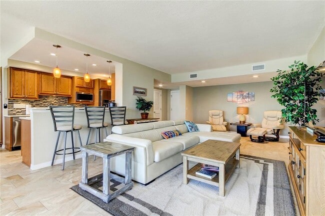 Building Photo - 3820 Gulf Blvd