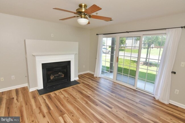 Building Photo - 136 Brookland Ct