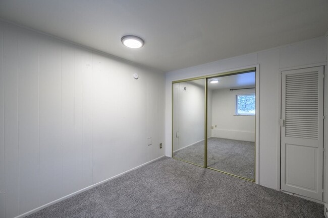 Building Photo - "Holiday Move-In Incentive – 50% Off First Month’s Rent"  Spacious 4-Bedroom Contemporary Home wi...