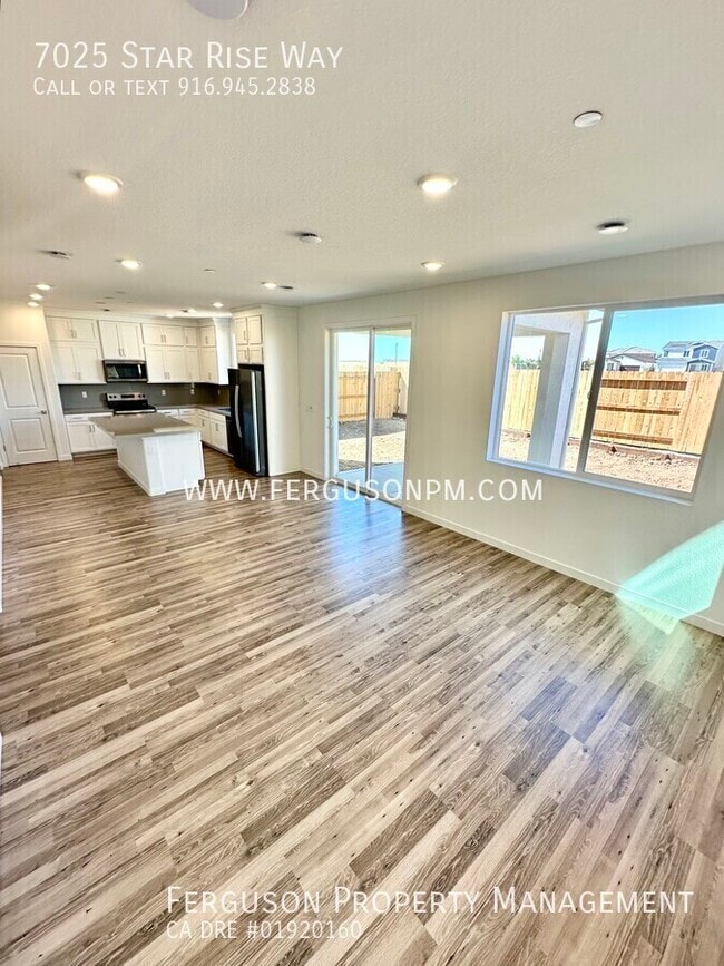 Building Photo - 7025 Star Rise Wy