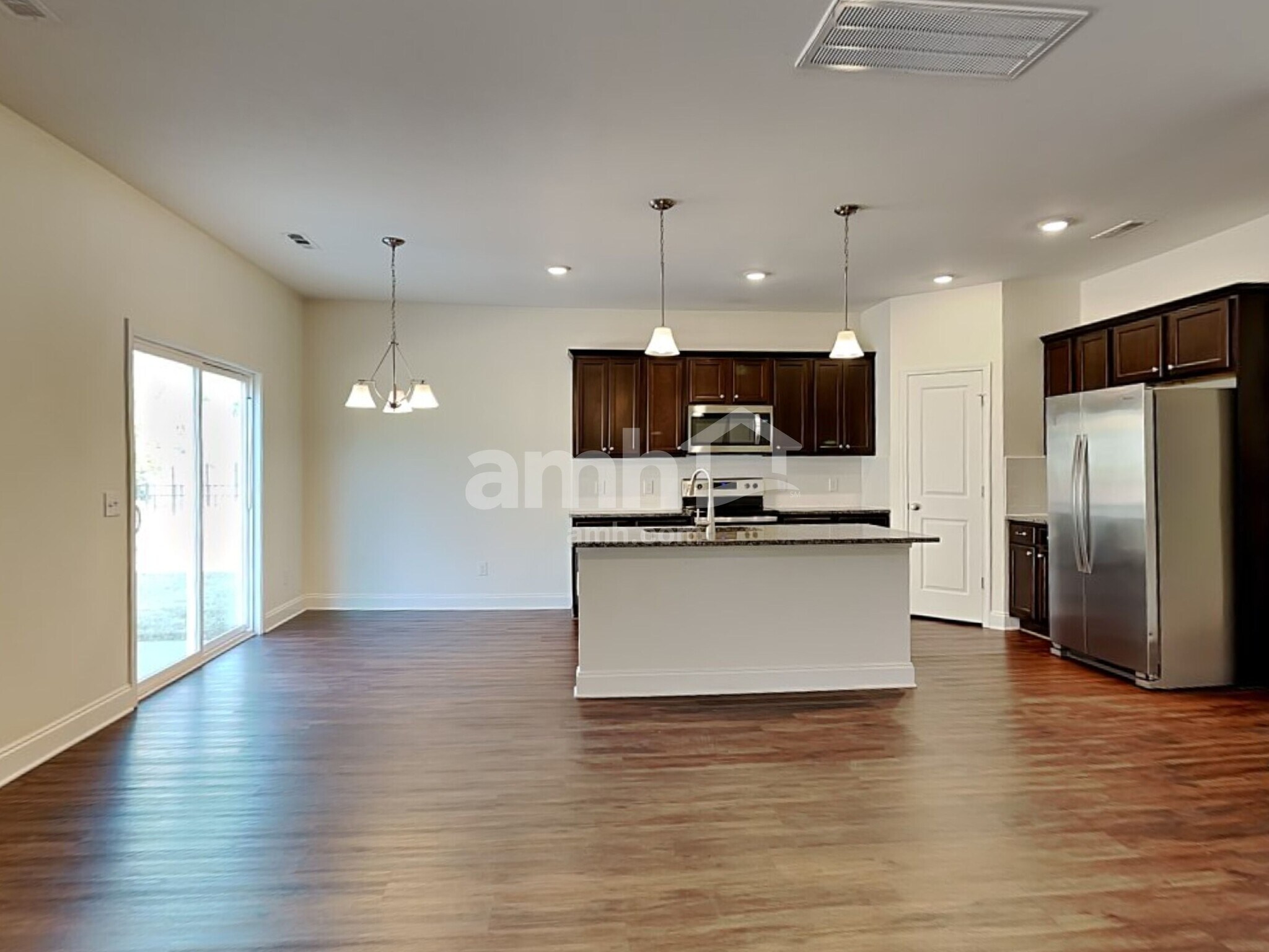 Building Photo - 5969 Hagar Vly Dr