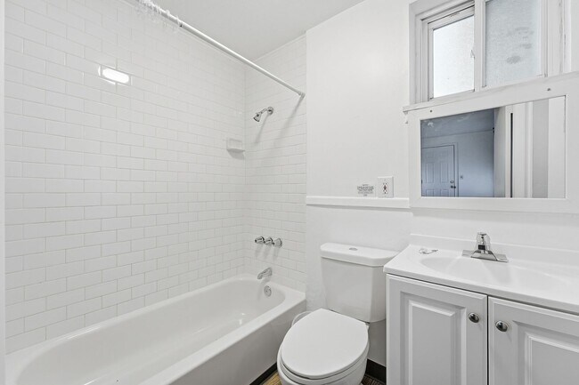 Building Photo - 5320 E Thrill Pl