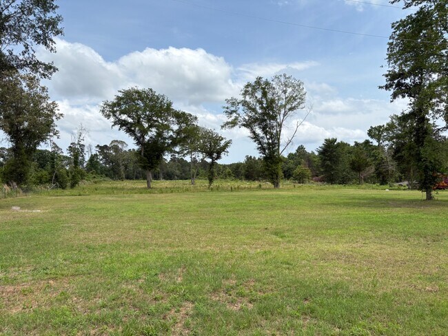 Building Photo - 599 FM 3228