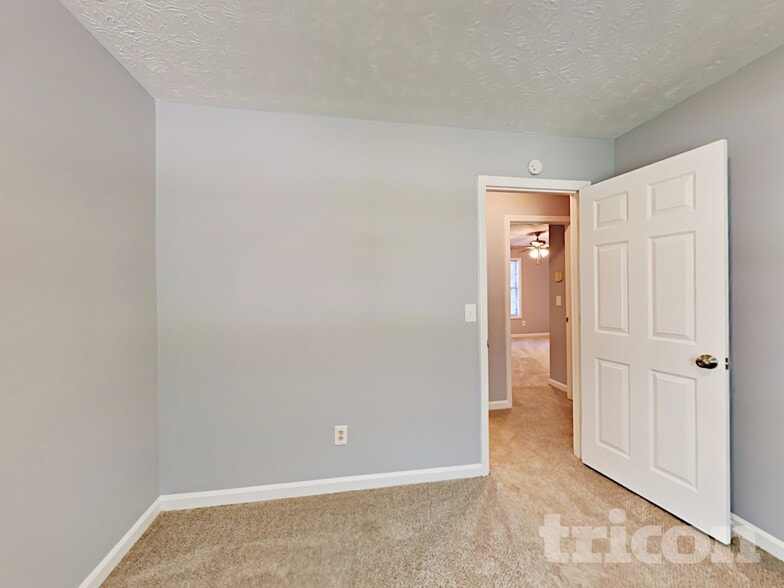 Building Photo - 3680 Ashley Woods Dr
