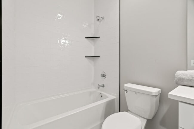 Building Photo - 210 Charlotte Everly Cir